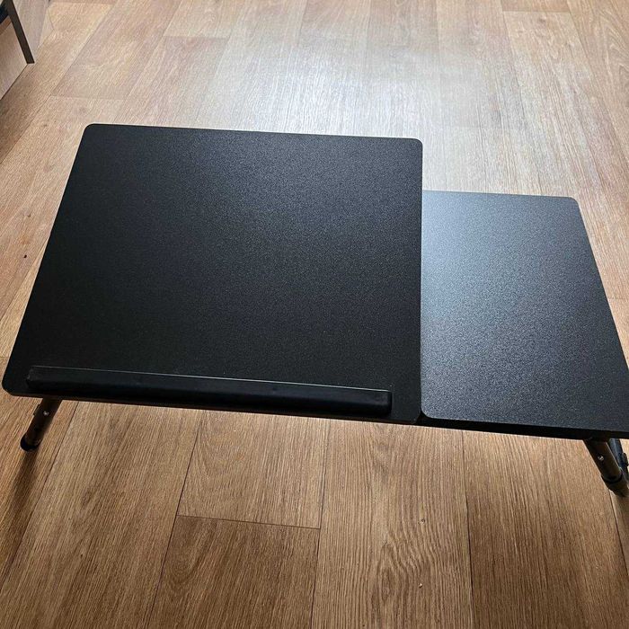 Столик для ноутбуку Jysk