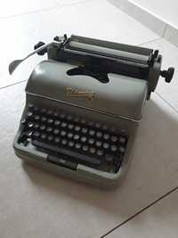 Vintage retro maszyna do pisania rheinmetall