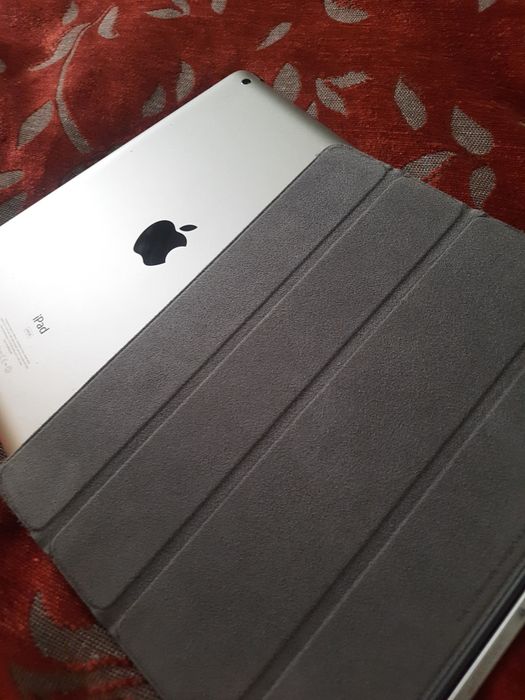 Планшет ipad у чудовому стані