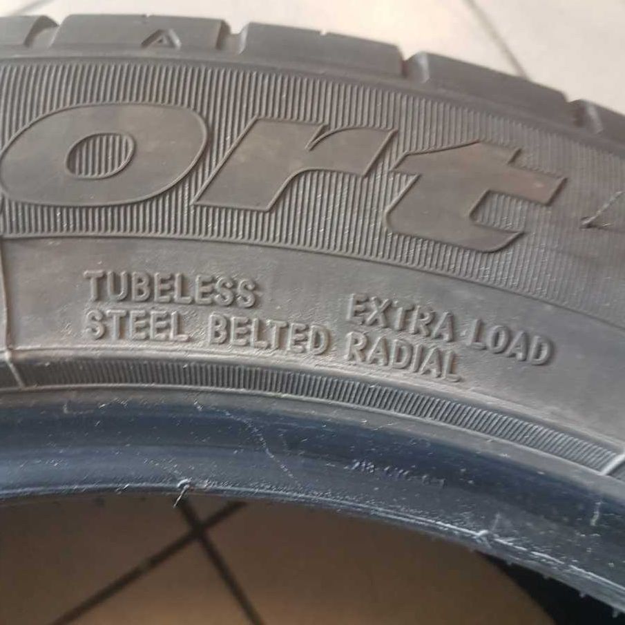 Opony 235/50 R18 TOYO 101Y LATO