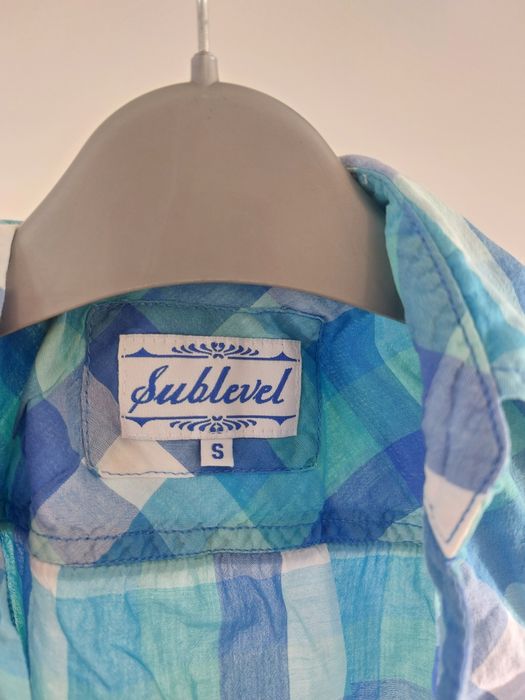 Koszula w kratę z krótkimi rękawami