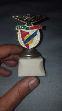 Benfica símbolo latão