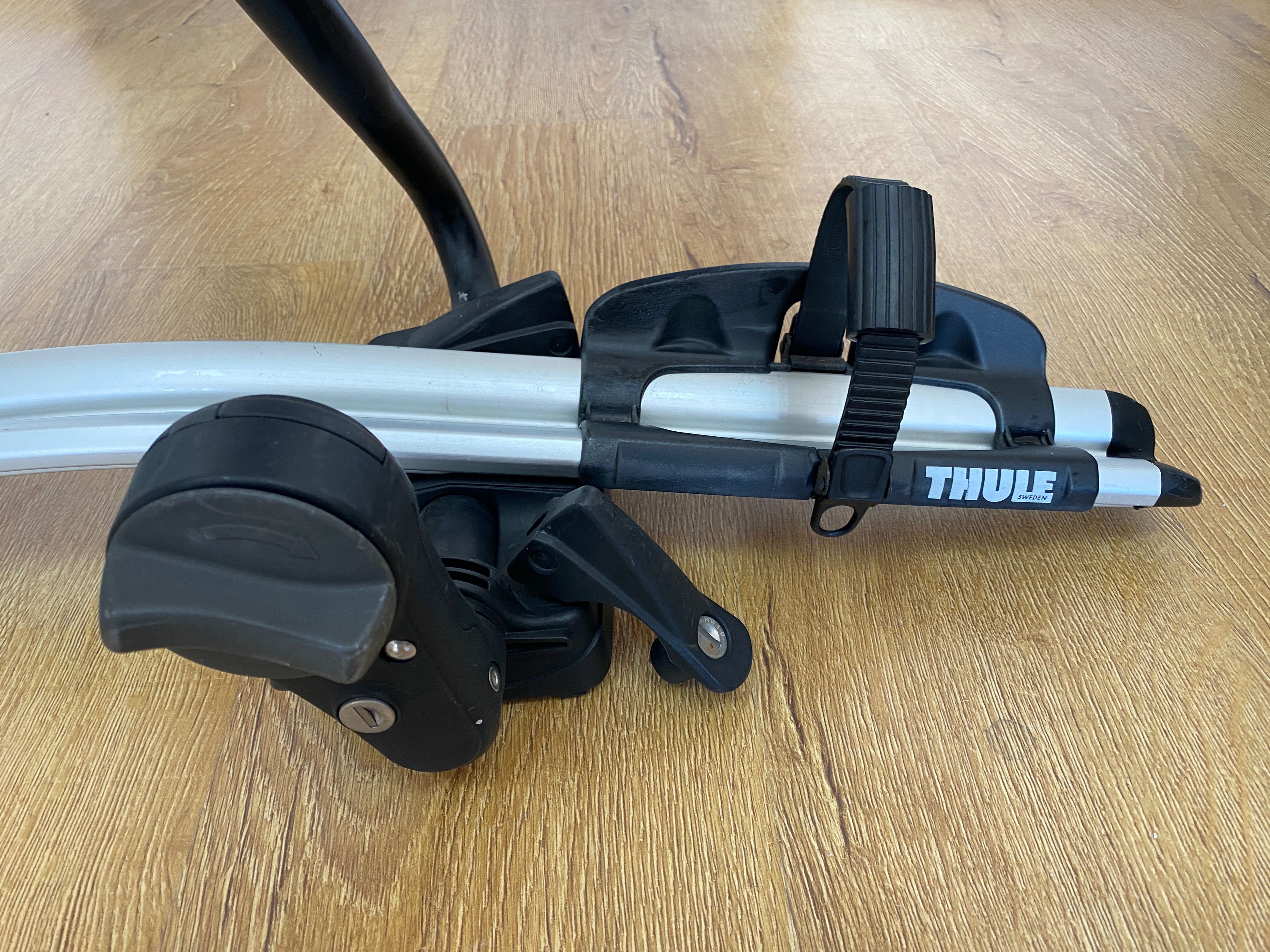 Thule ProRide 591 велокрепление на крышу