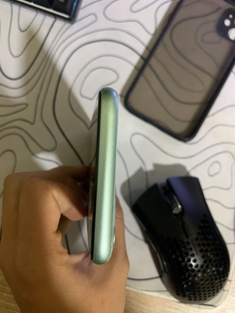 Iphone 11/128 10-10