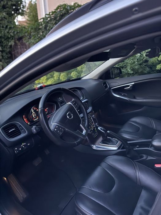 Volvo V40 Cross Country 2017