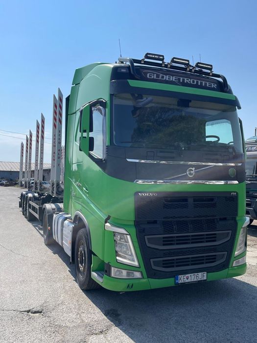 Продається лісовоз з напівпричіпом тягач VOLVO