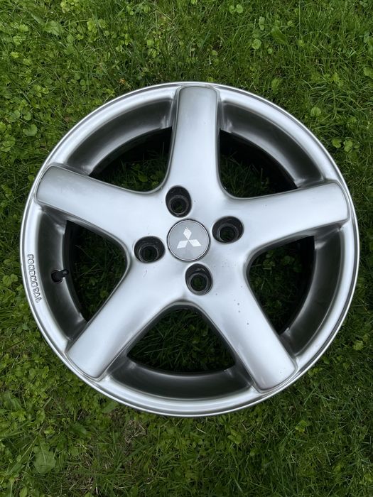 Felgi Fondmetal Mitsubishi 16x7J, 4x114.3, ET40, CB 67mm