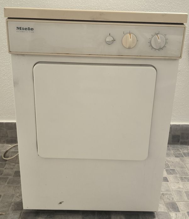 Máquina de Secar Roupa Miele