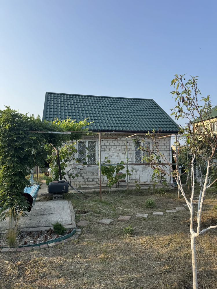 Продам дачу в передмісті Чорноморська