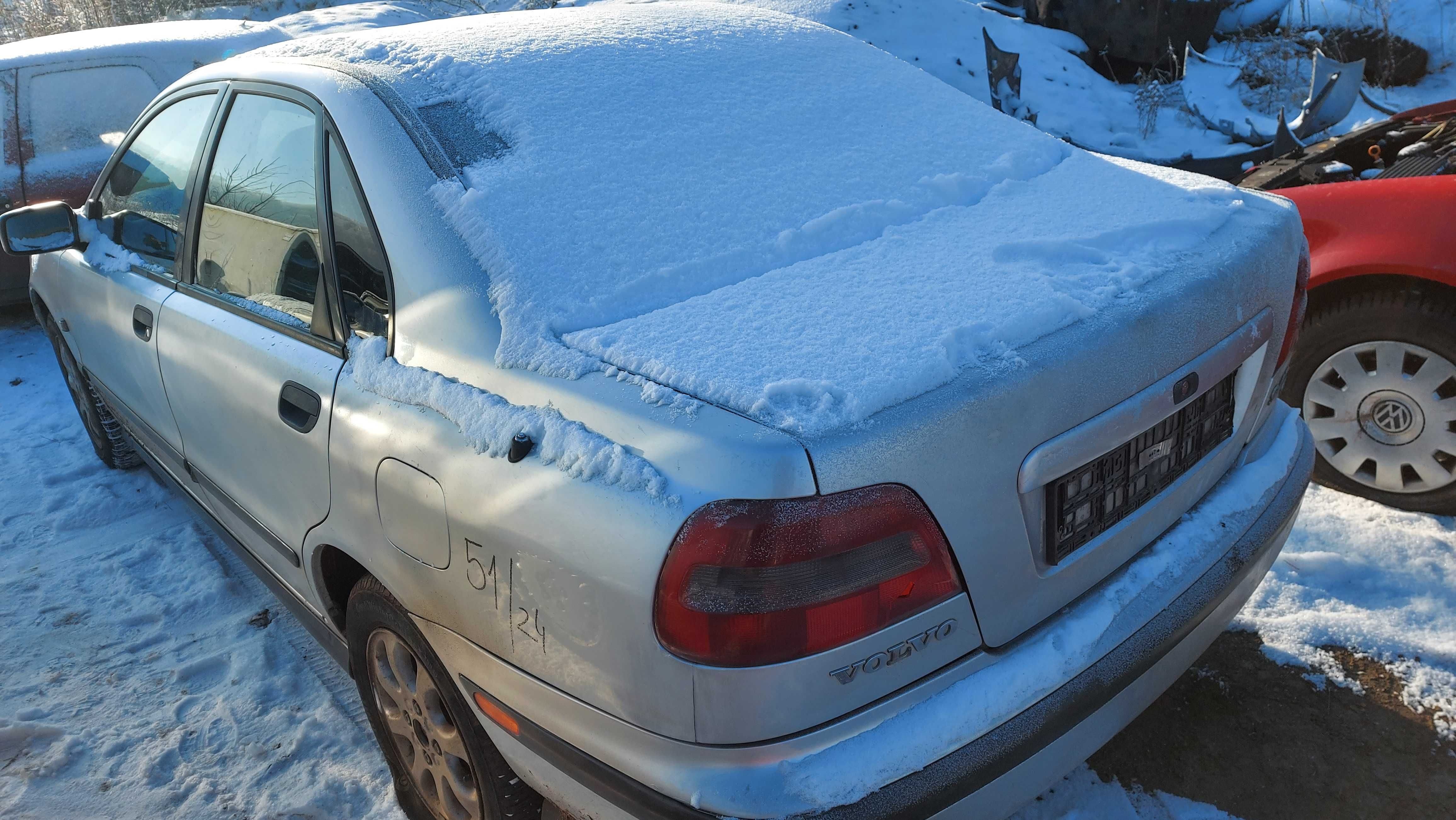 Volvo S40 kolor 329-52 zderzak tylny sedan FV części/dostawa