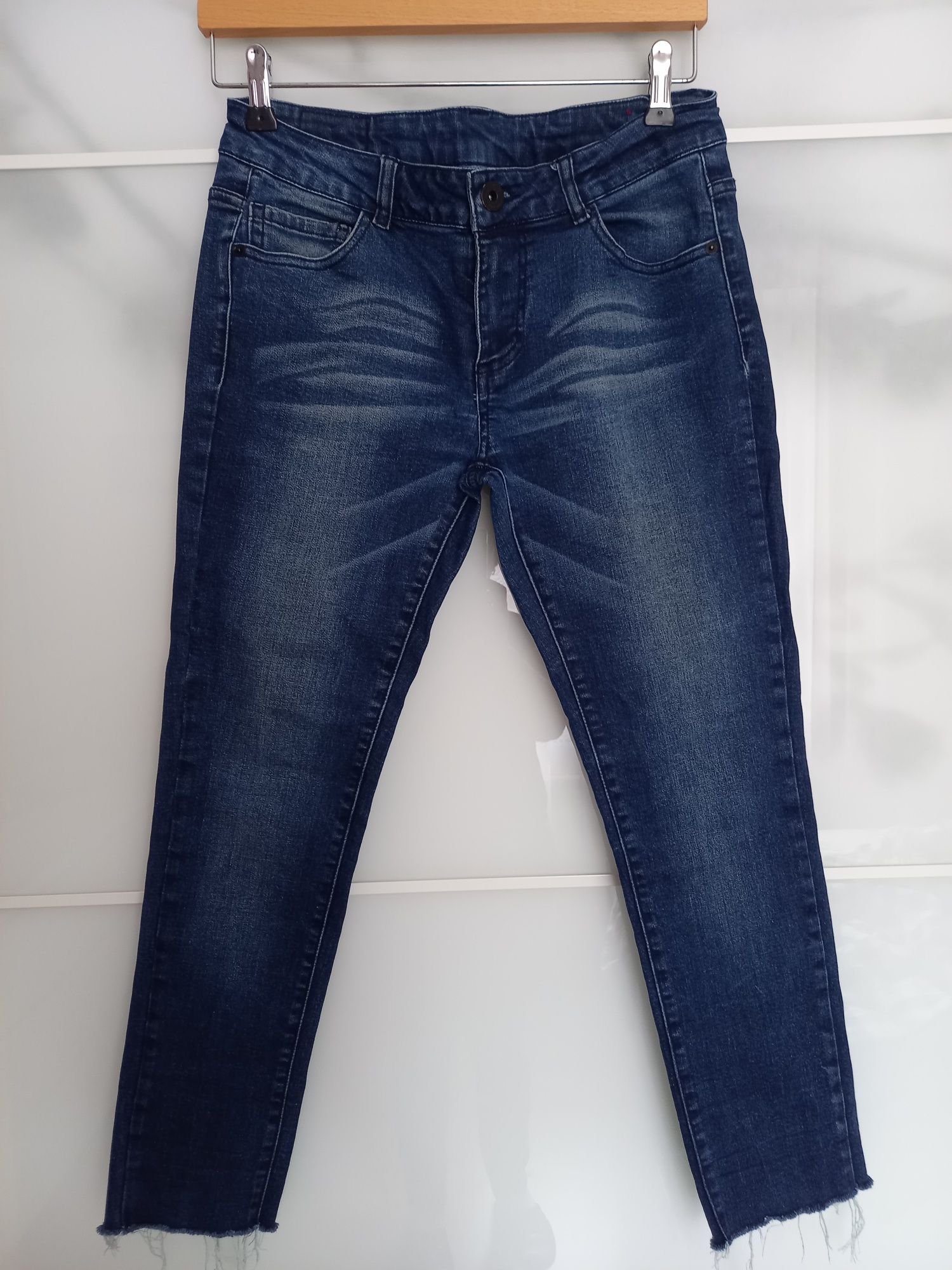 Spodnie jeansowe rozmiar M/L