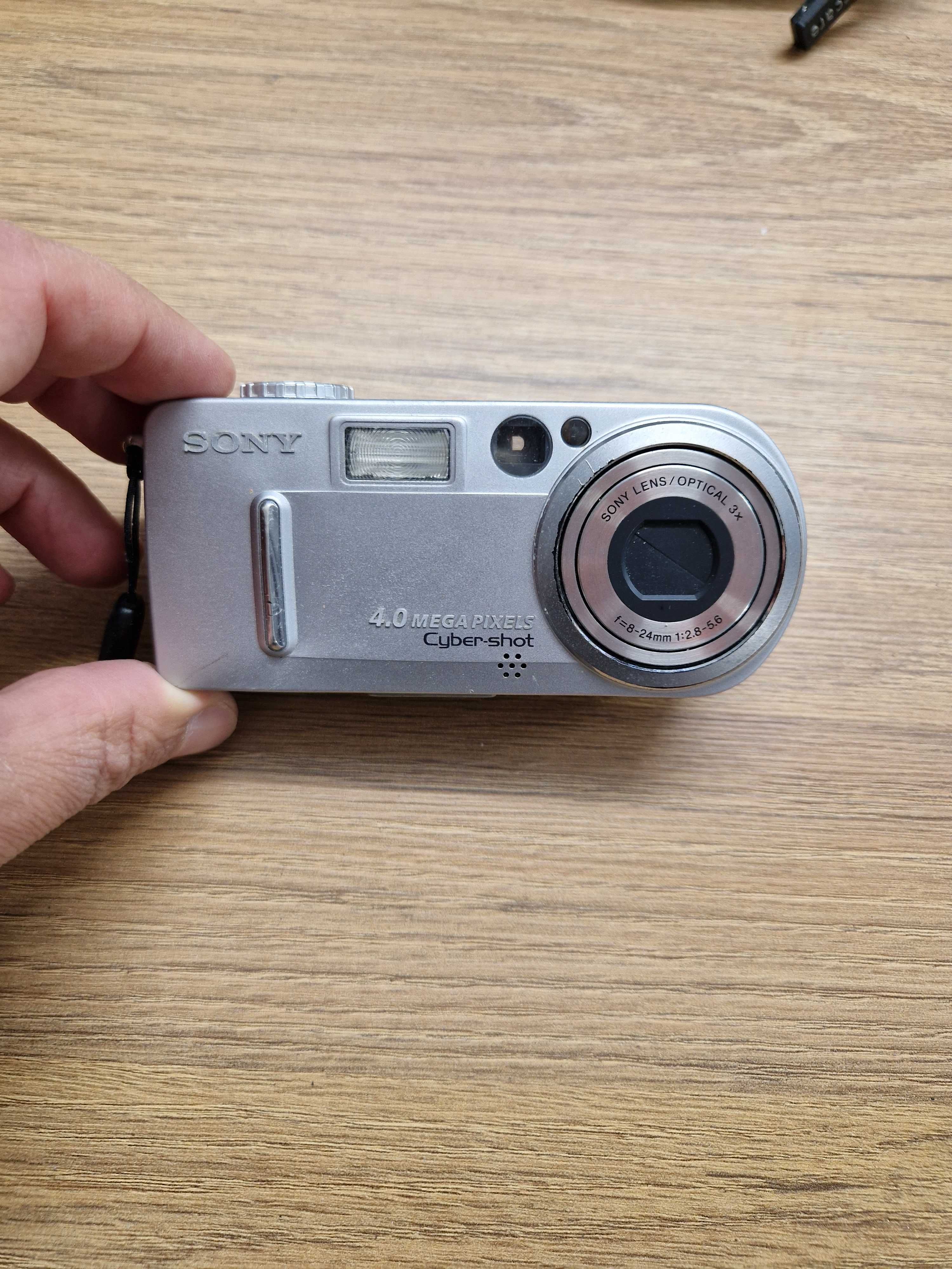 Aparat Sony DSC P9