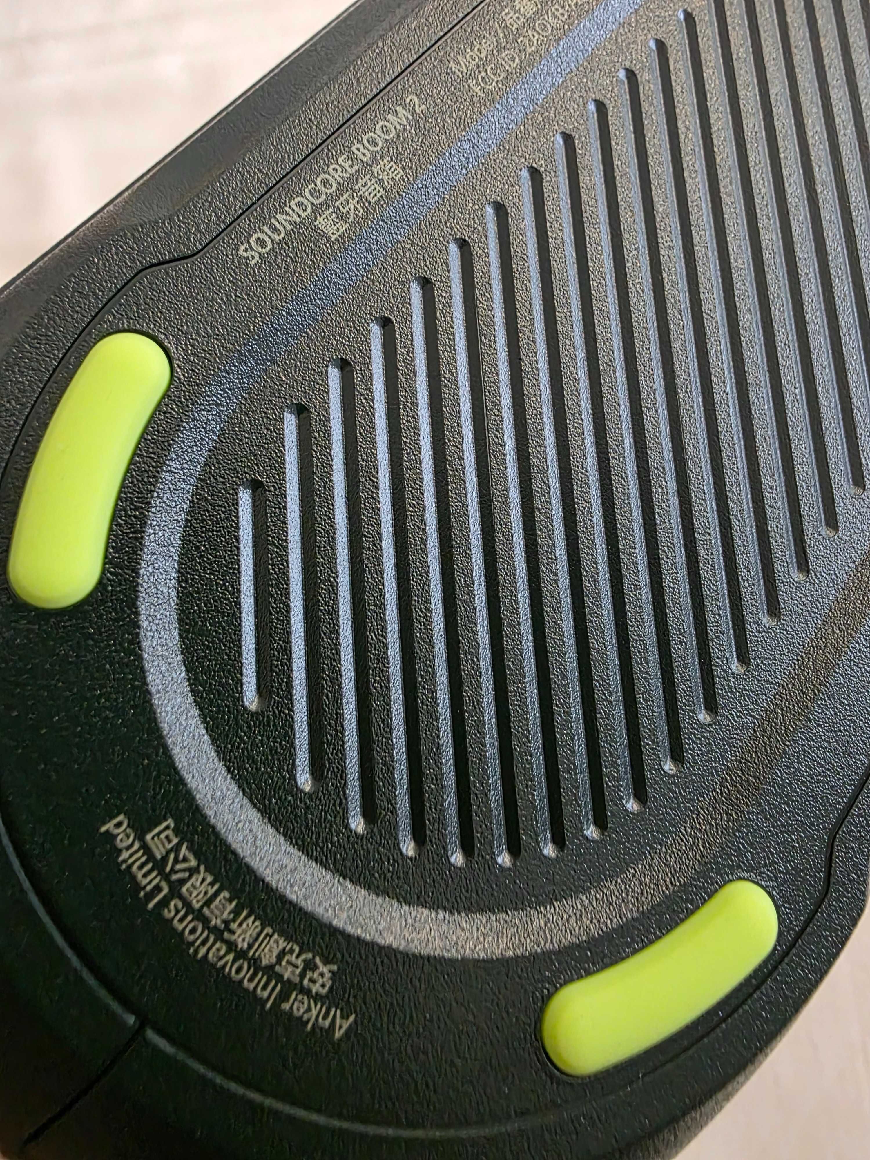 Głośnik SOUNDCORE Boom 2 by ANKER zielony / NOWY ale nie włącza się!