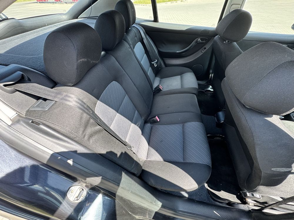 Seat leon 1.9 TDI 150km czarny ARL