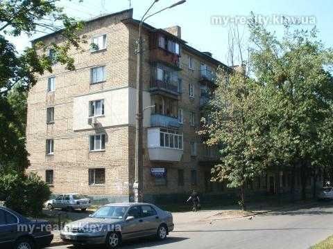 Продам 2-ком. квартиру м."Дарница"