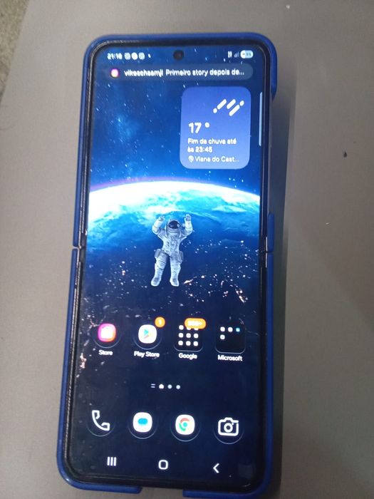 Samsung galaxy Z flip5 400 euros