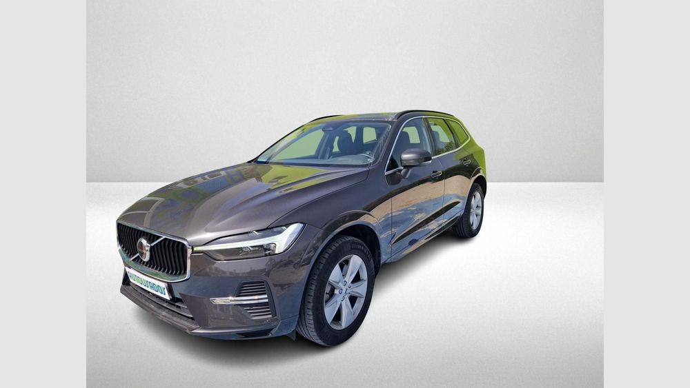Volvo XC 60 2.0 B4 Momentum Plus