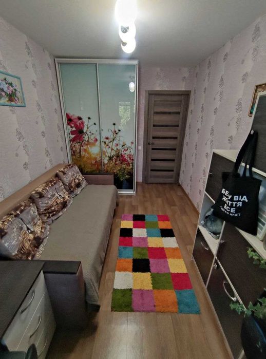 RV S4 Продам 2 комнатную квартиру ХТЗ пр-т Индустриальный