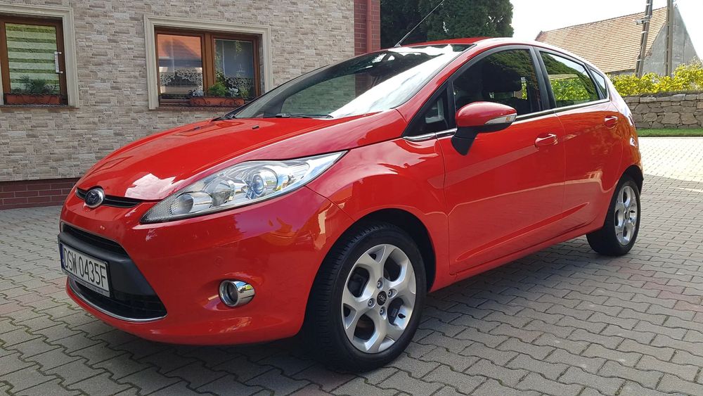 Ford Fiesta FORD FIESTA MK7 1.25 TITANIUM Piękny kolor ALufelgi SALON