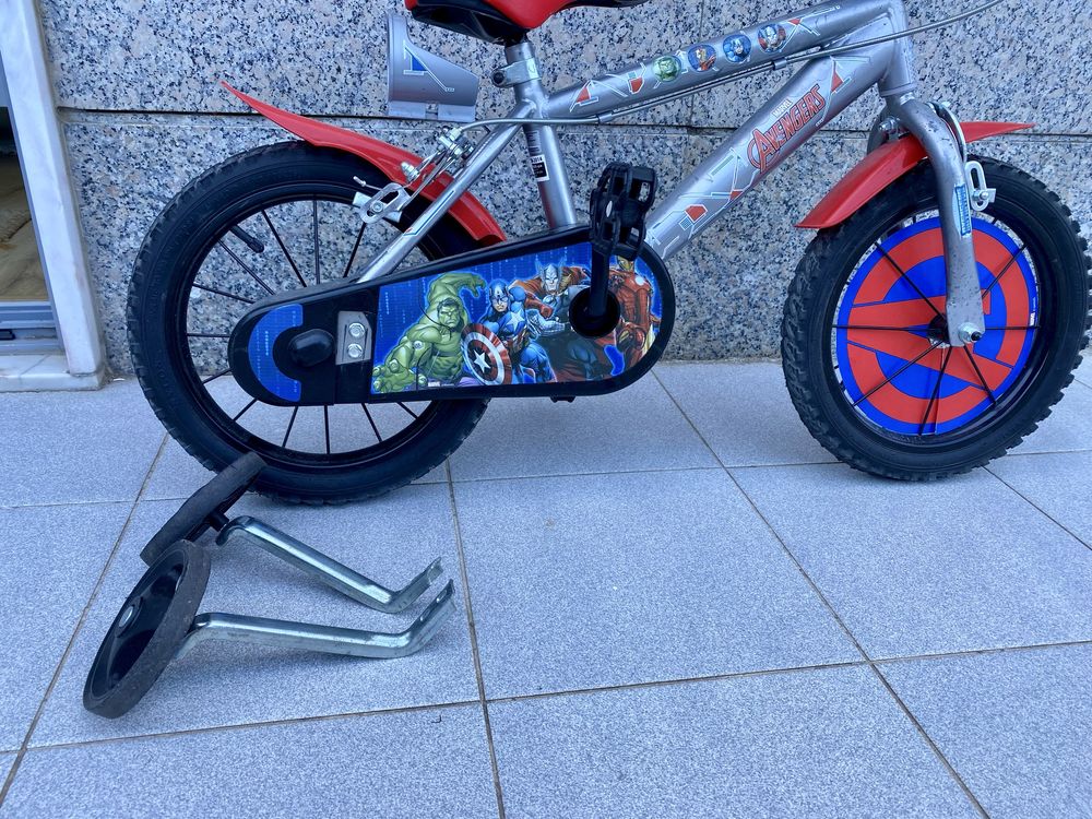 Bicicleta Avengers