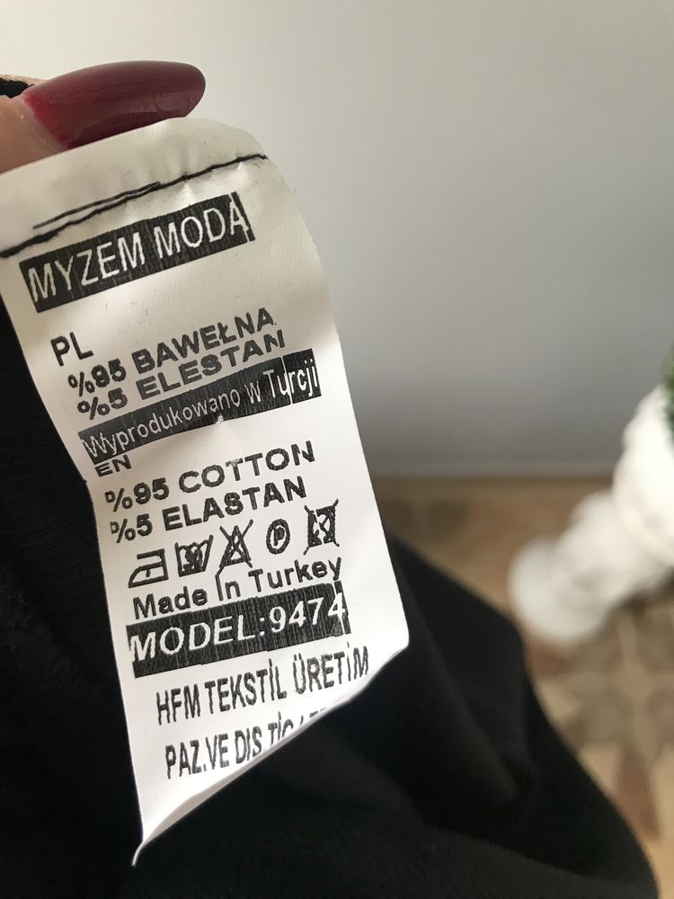 Legginsy prążek czarne 46 Myzem Moda