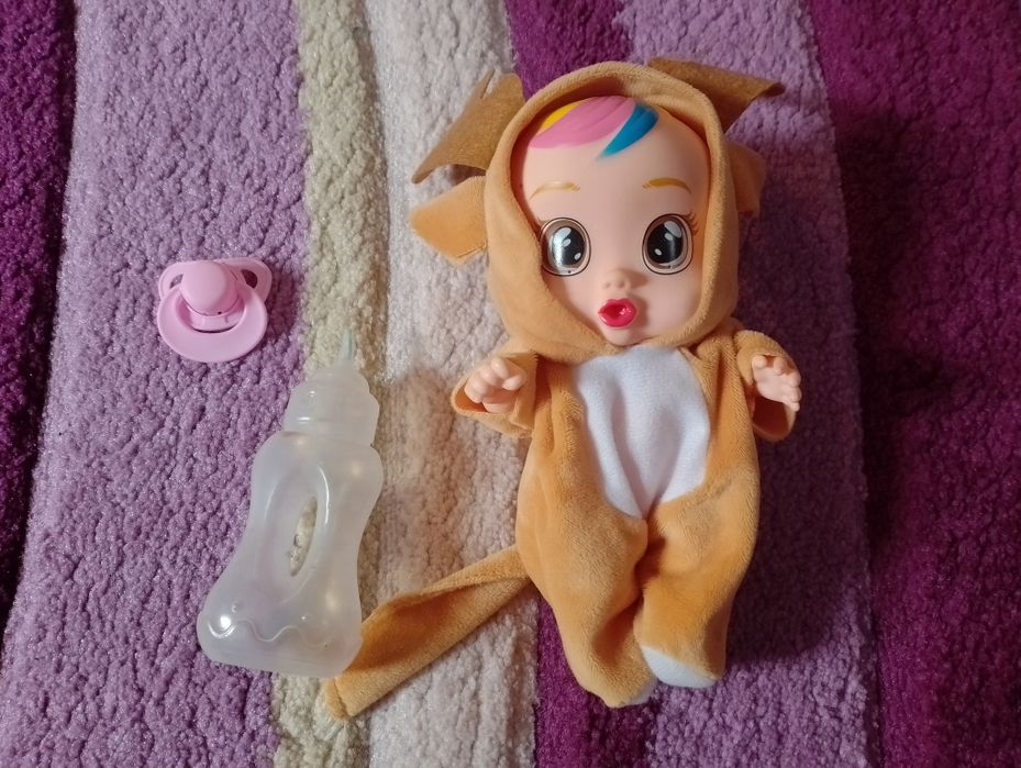 Mówiąca lalka na baterie