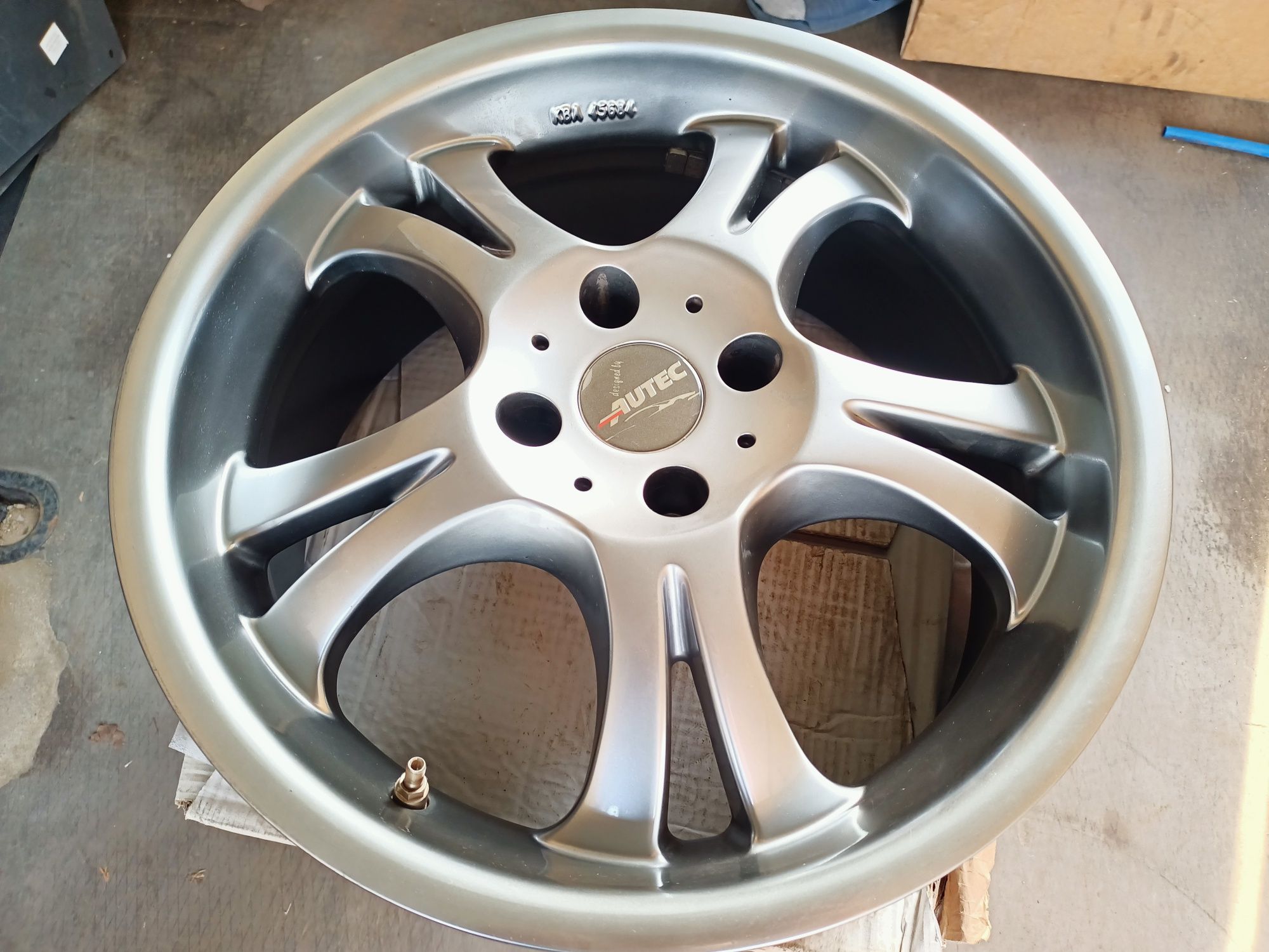 Felgi 17' 4x108 ET18