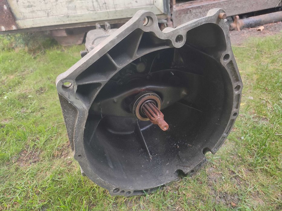 Skrzynia biegów BMW E36 E46 E39 R6 M52b28 2.8 ZF Duży krzyżak SWAP