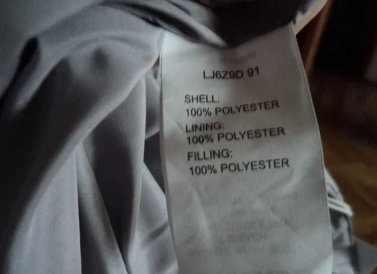 Куртка  жіноча. Нова. O STIN. Розмір 48. Колір перлинно-сірий.