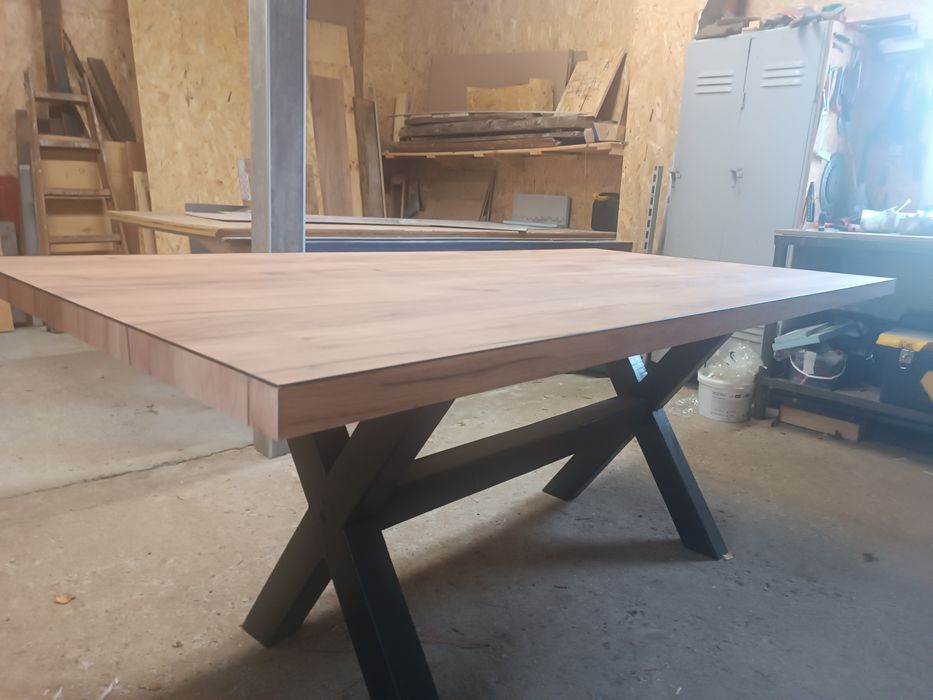 Stół do salonu. 200x100