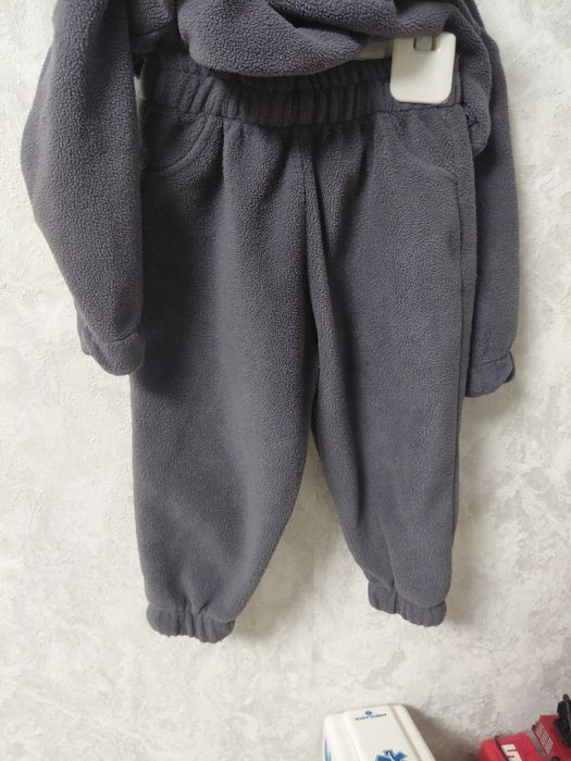 Дитячий флісовий костюм 86