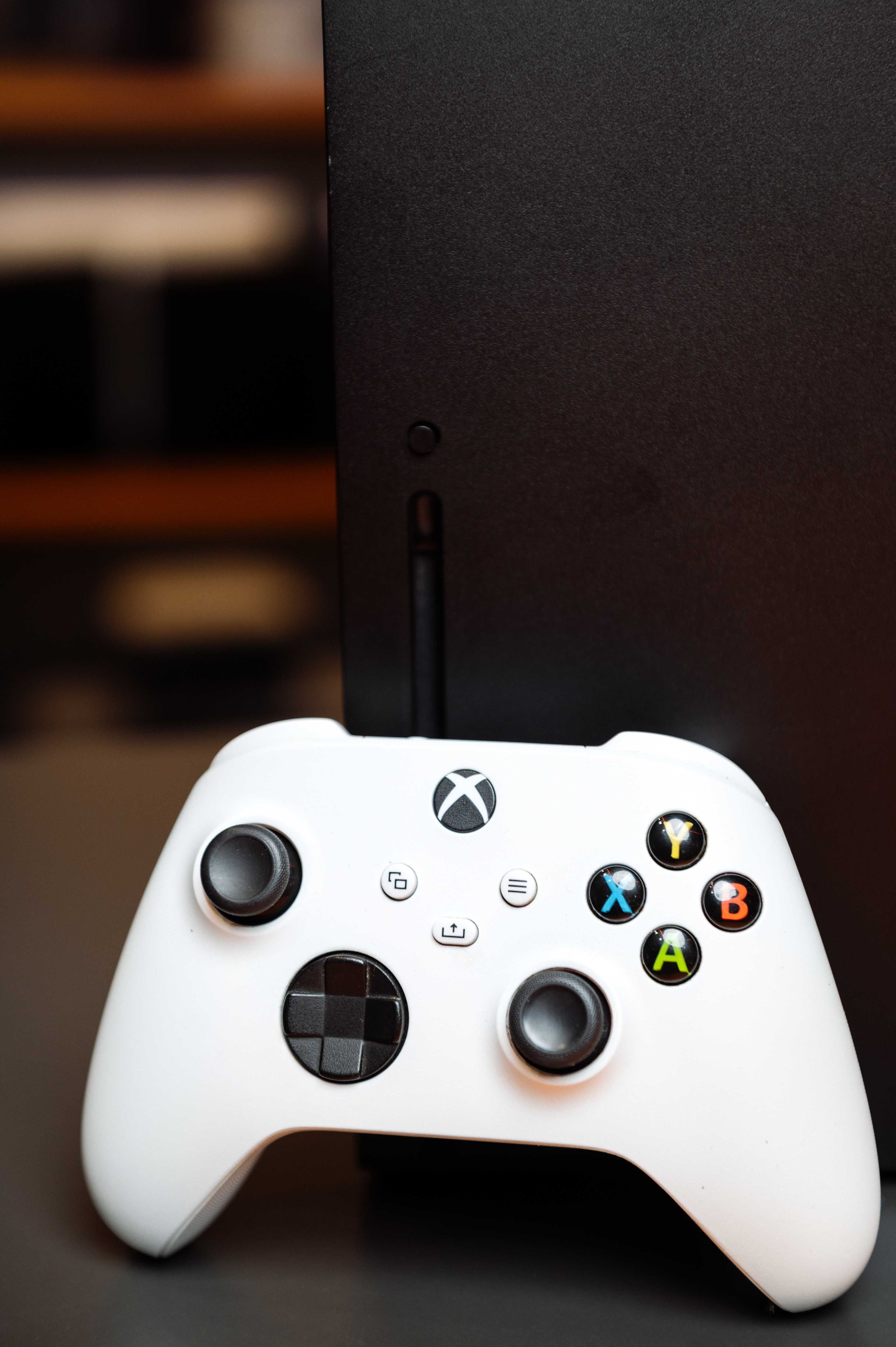 Ігрова консоль Xbox Series X 1TB - гарантія 12 місяців!
