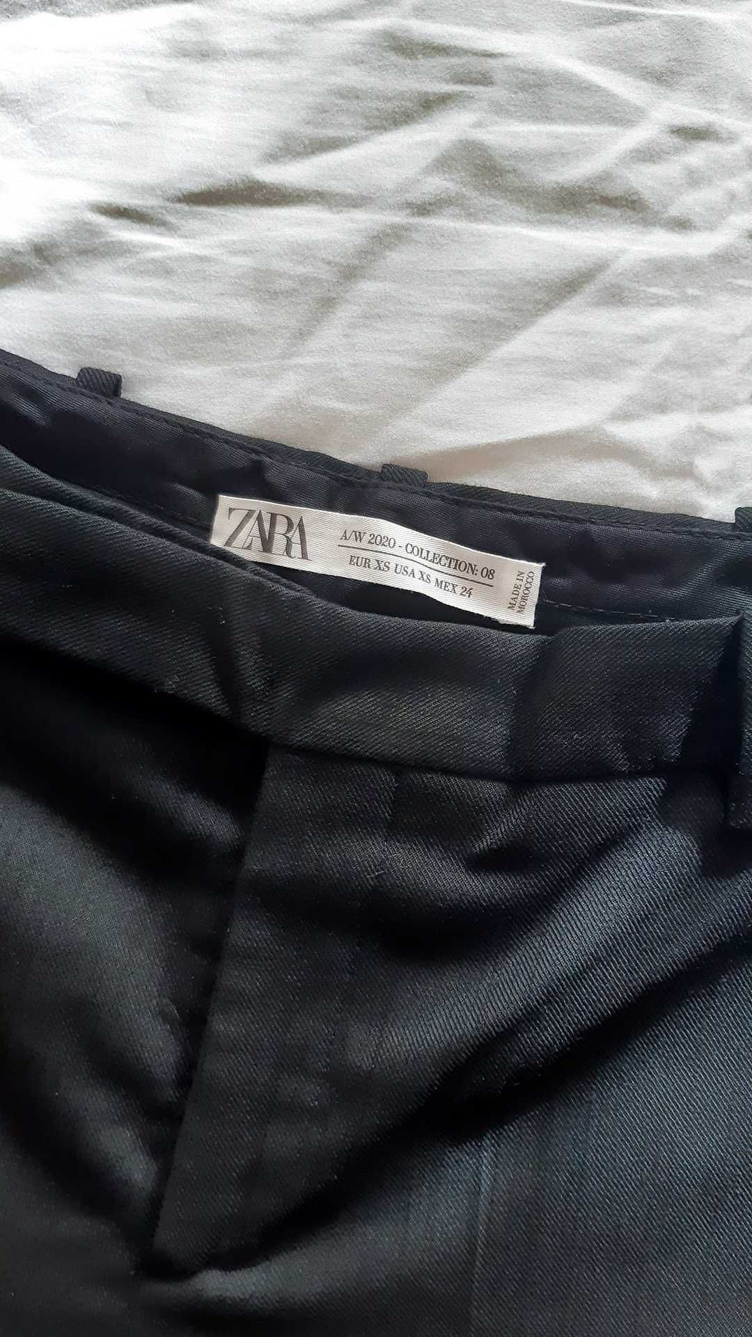 Calças pretas clássicas | Zara