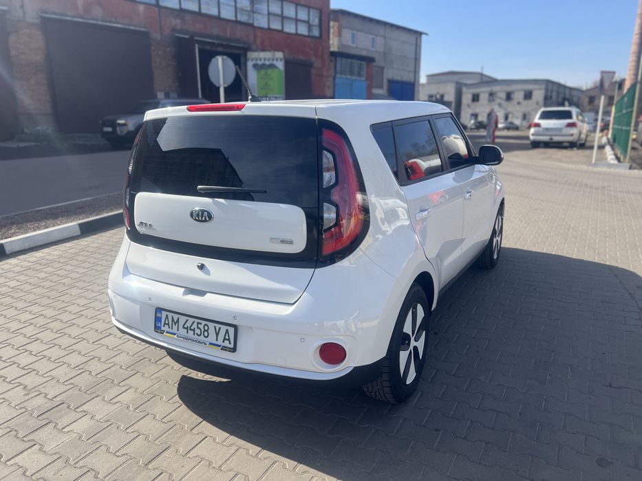 Kia Soul EV 30 kWh