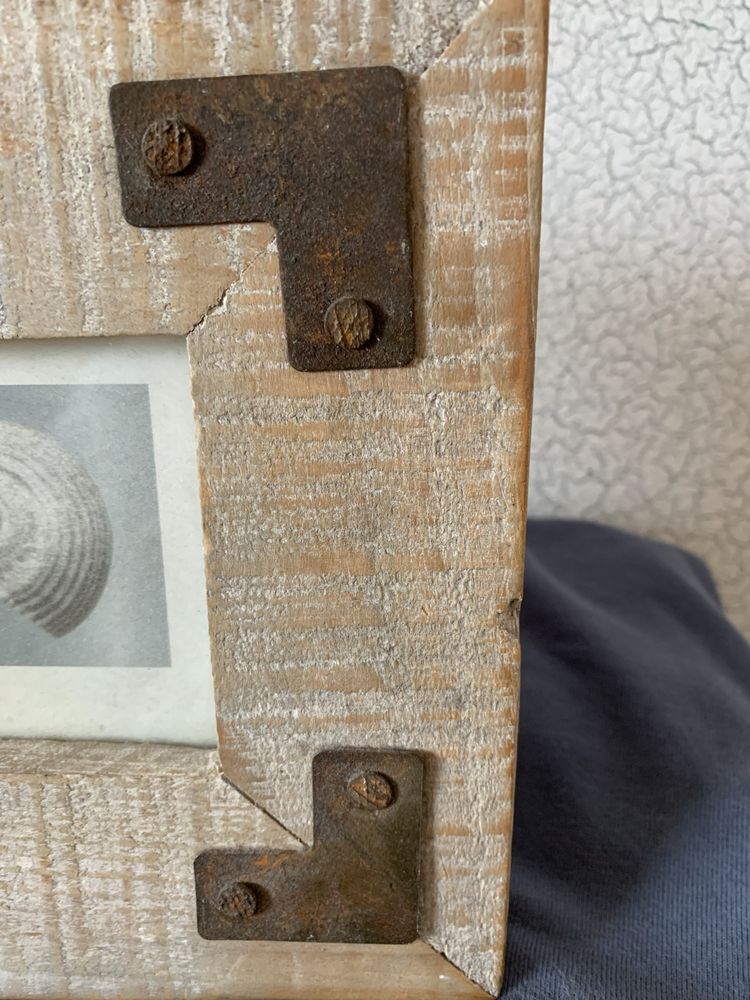 Nowa ramka drewniana na zdjęcie metalowe okucia vintage
