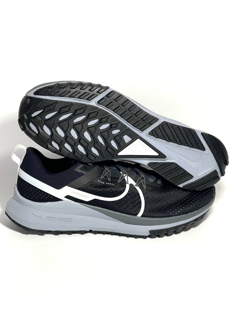 Оригінал кросівки nike react pegasus trail 4 dj6158-001 оригинал 48.5