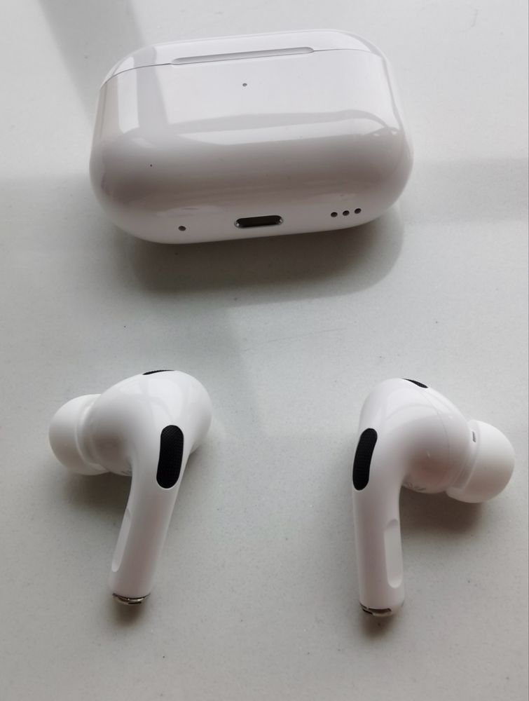 AirPods 2 Pro