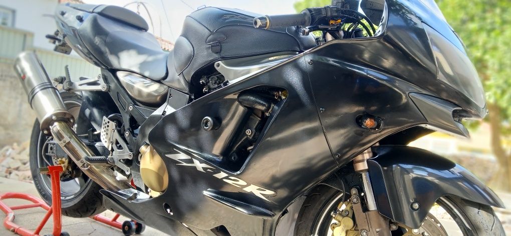 Kawasaki Ninja ZX12R