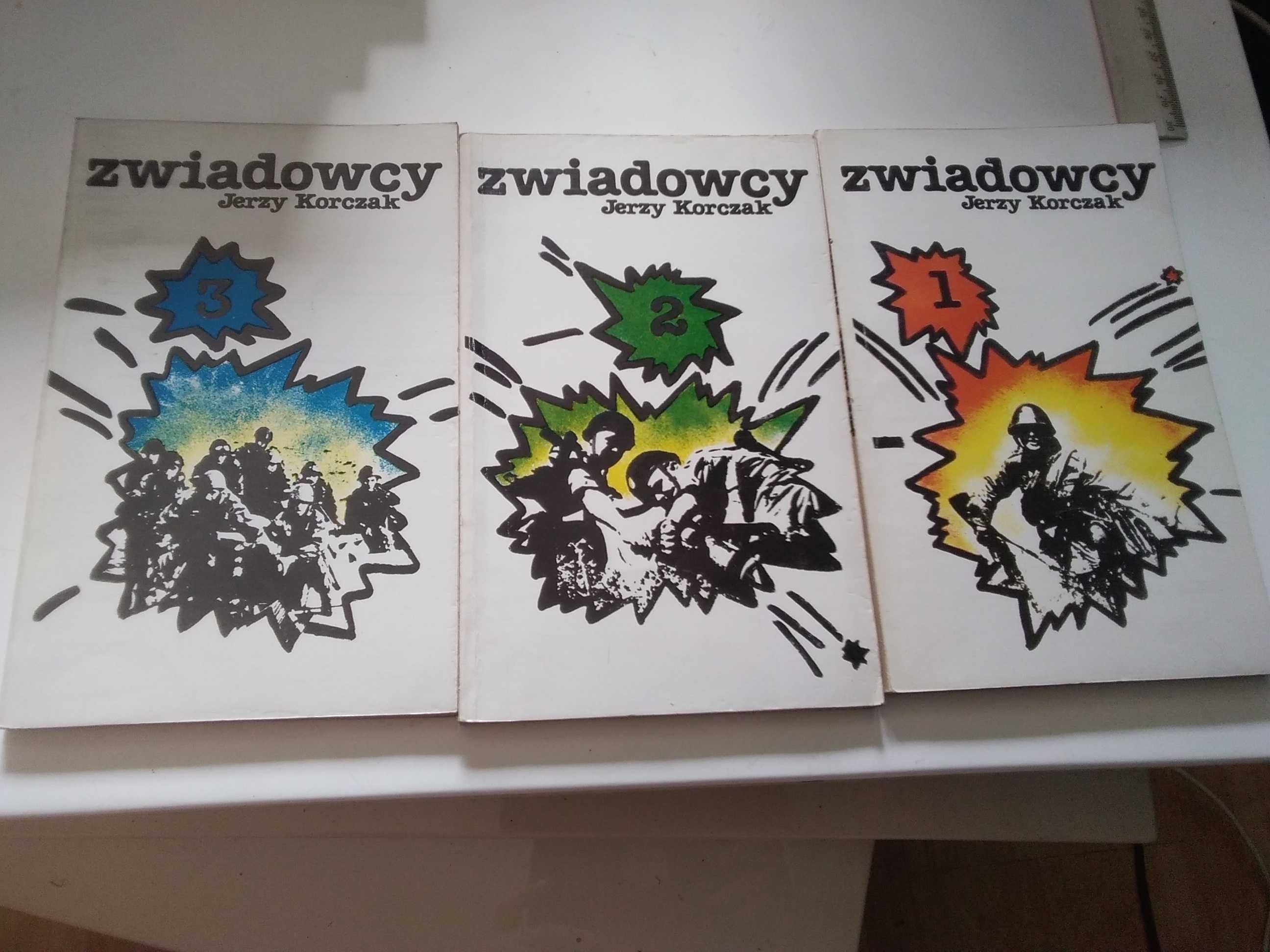 Komplet 3 książek pt,, Zwiadowcy "1977 rok. Z dedykacją
