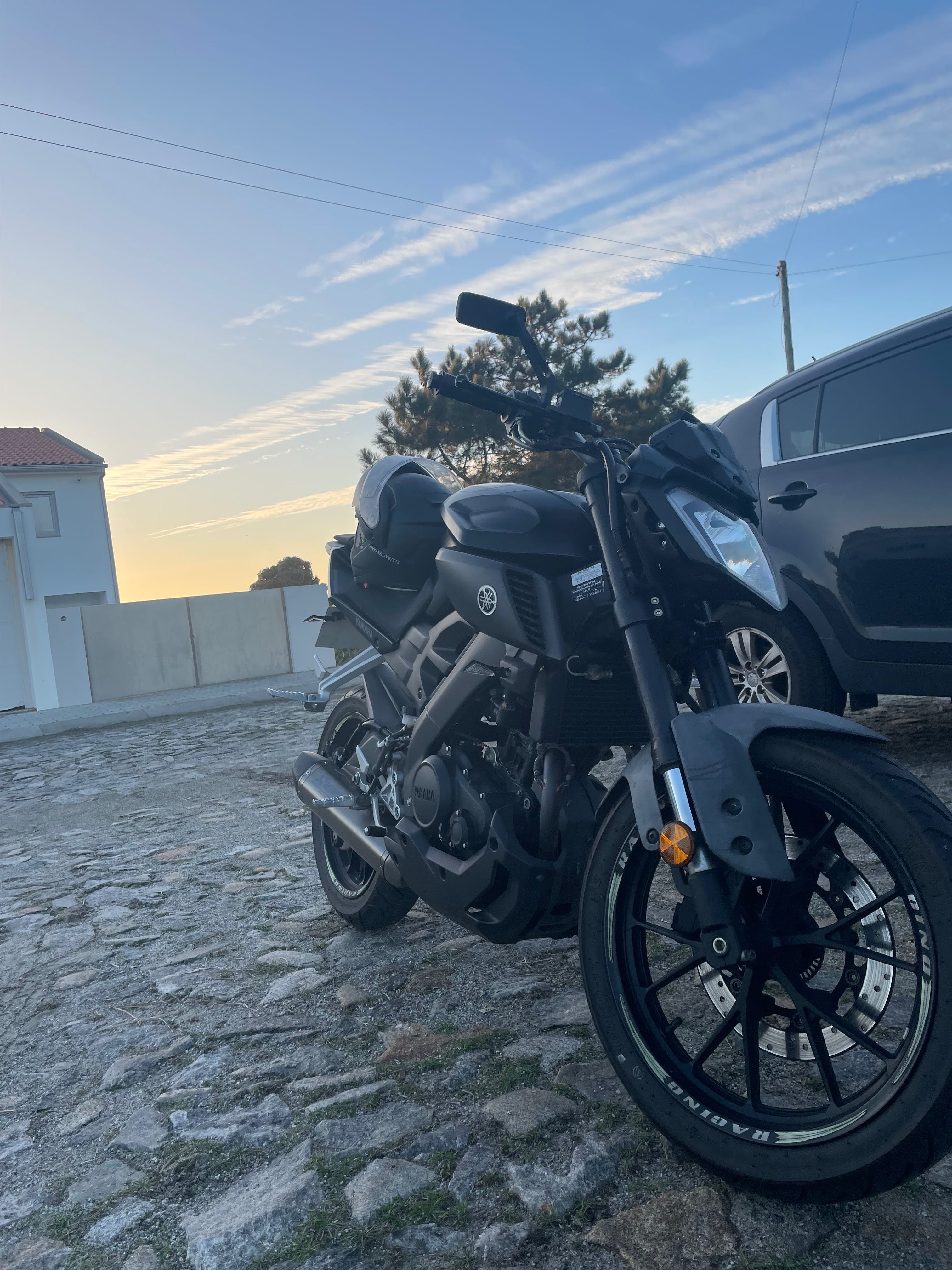 YAMAHA mt125 re29