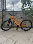 Cube Reaction Hybrid SLX 800