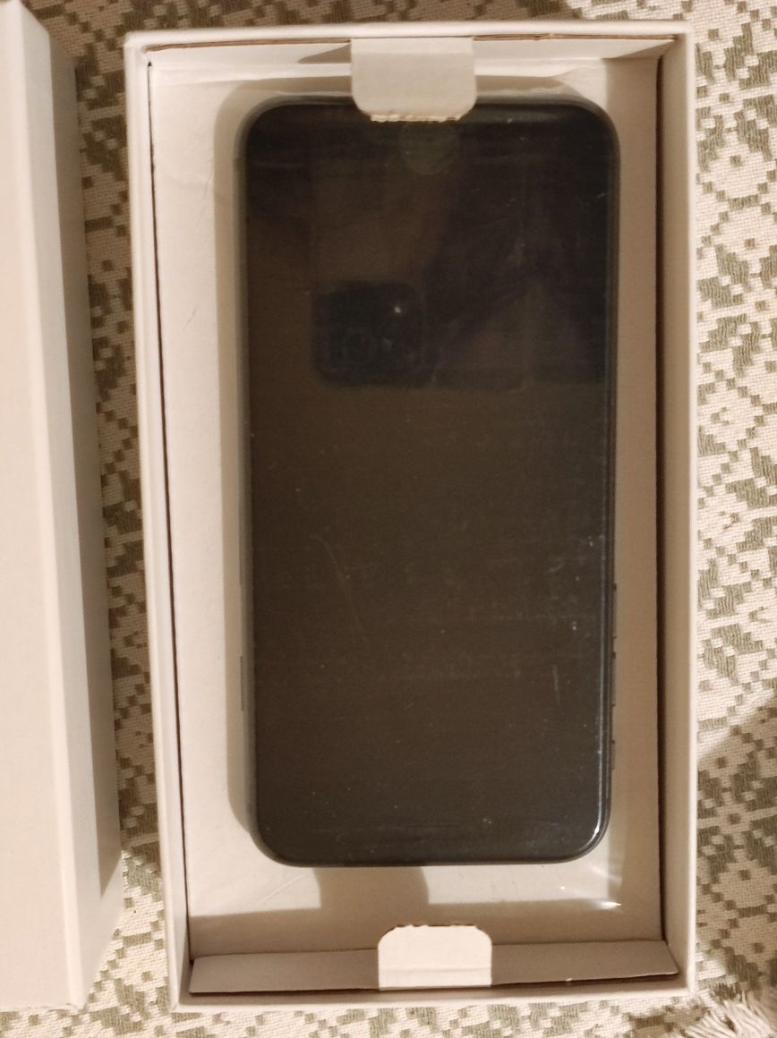 iPhone 8 na gwarancji