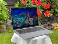 MacBook Air M1 | 16GB RAM | 256GB SSD | Laptop Komputer Apple |+GRATIS