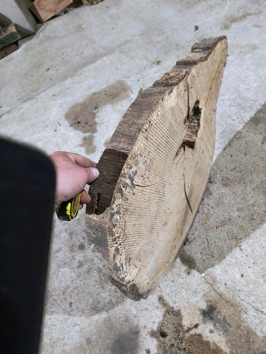 Krążek z dębu pod stolik z żywicy epoksydowej