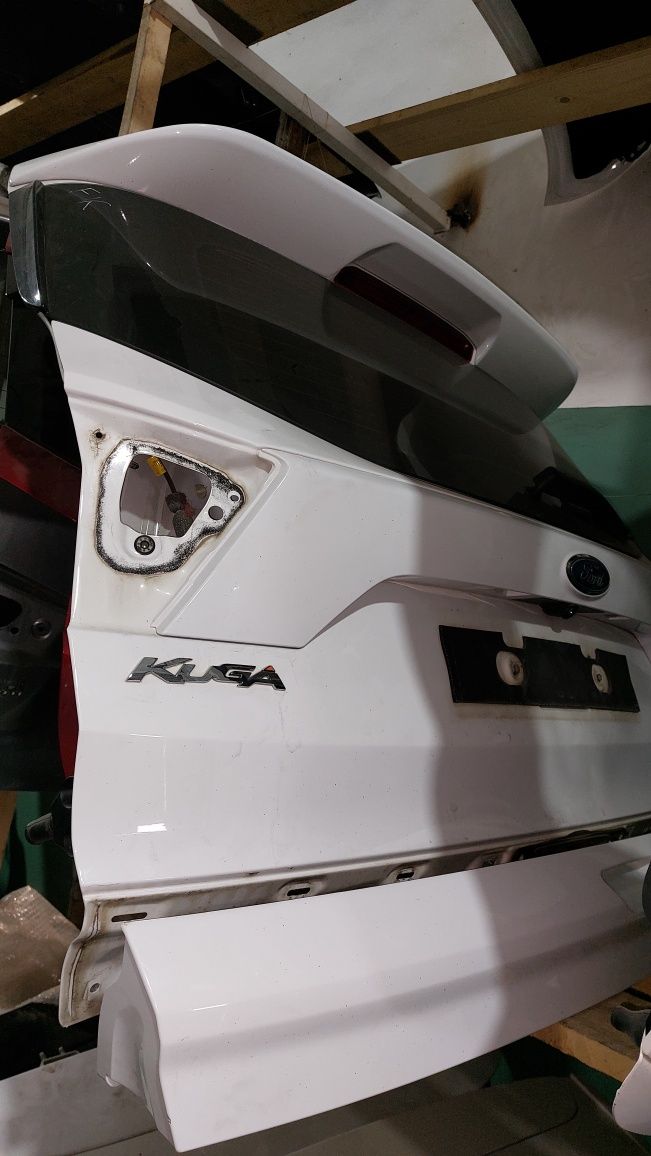 Ford Kuga mk2 Escape крышка багажника рестайлинг
