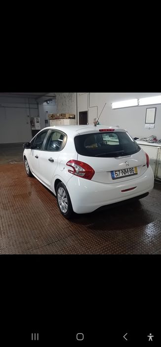 Peugeot 208 1.4 hdi iva dedutível