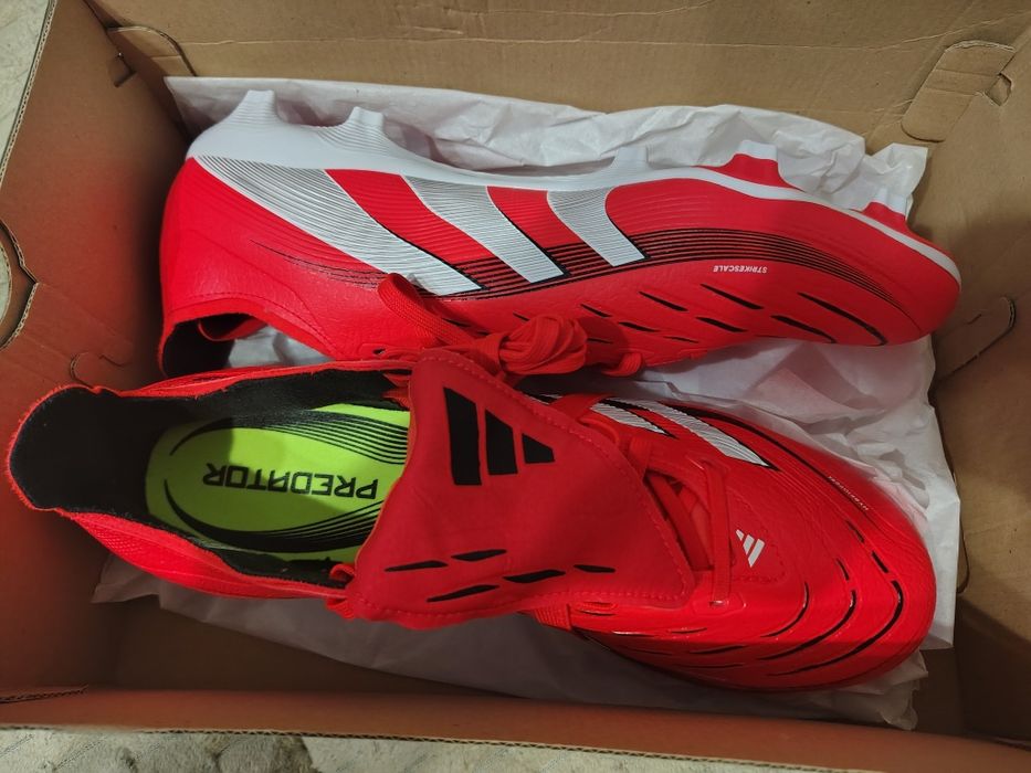 Korki predator league fold over tongue firm/multi - ground