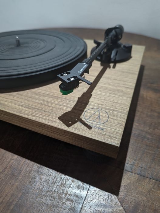 Gramofon Audio-Technica AT-LPW40WN
