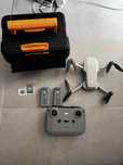 Dron Dji Mini 2 SE zestaw + karta pamięci 64 GB