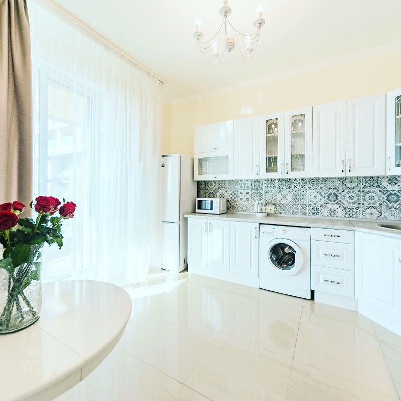 Obolon Residences з терасою 22 поверх, панорамні вікна.